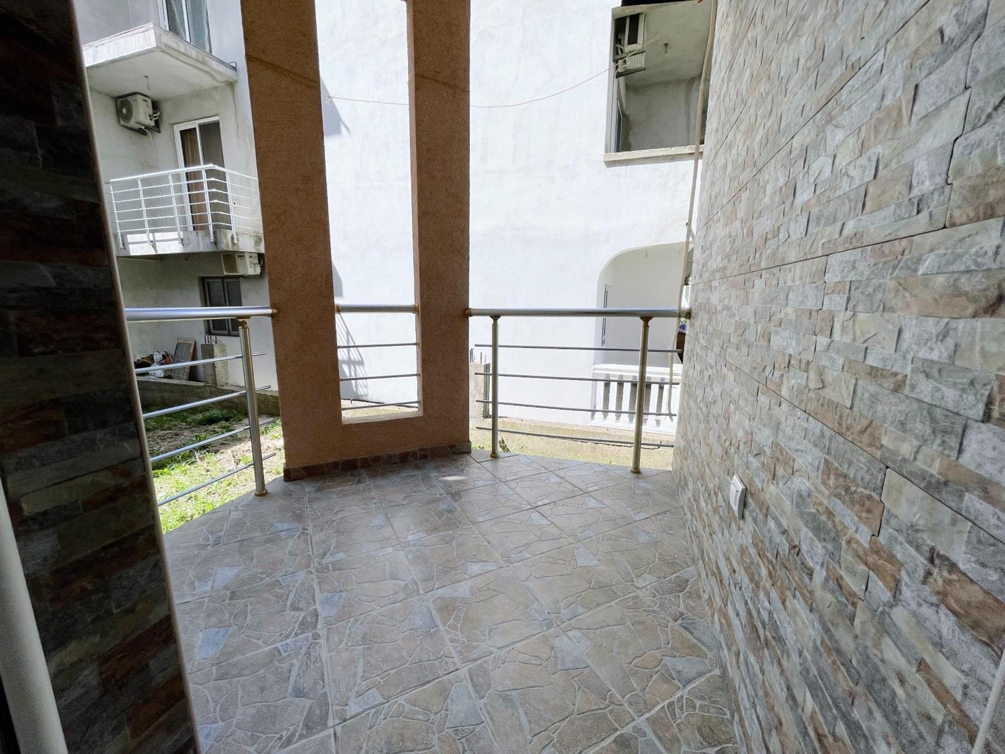 Guest House Koliqi - Hotel & Apartments ウルツィニ エクステリア 写真